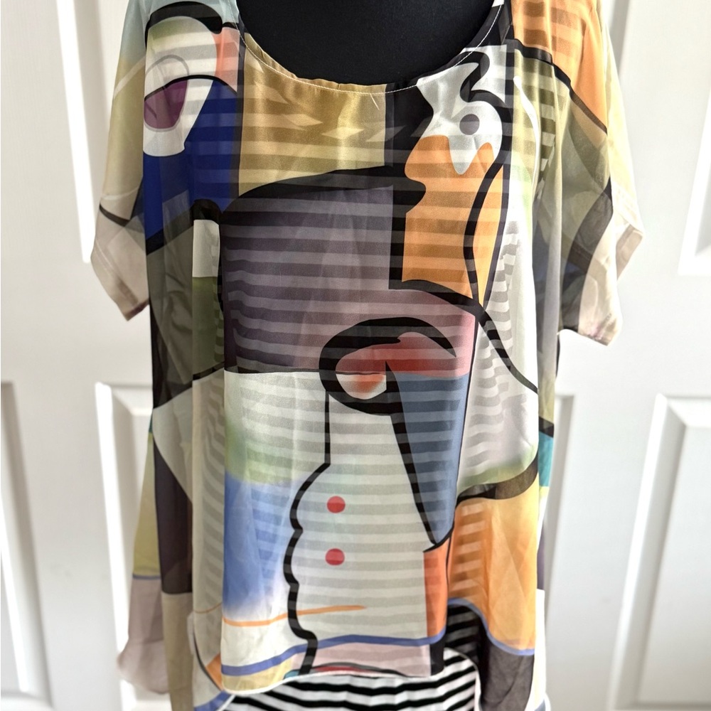 Abstract Print Women's Top